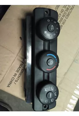 FREIGHTLINER CASCADIA 125 TEMPERATURE CONTROL