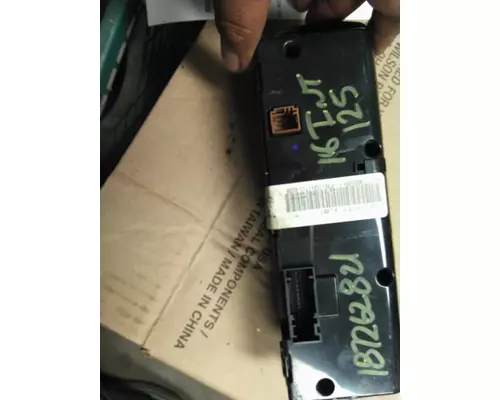 FREIGHTLINER CASCADIA 125 TEMPERATURE CONTROL