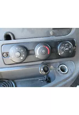 FREIGHTLINER CASCADIA 125 TEMPERATURE CONTROL