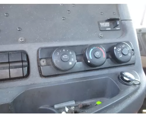FREIGHTLINER CASCADIA 125 TEMPERATURE CONTROL
