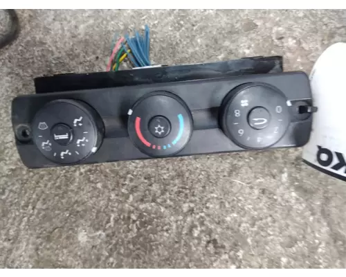 FREIGHTLINER CASCADIA 125 TEMPERATURE CONTROL