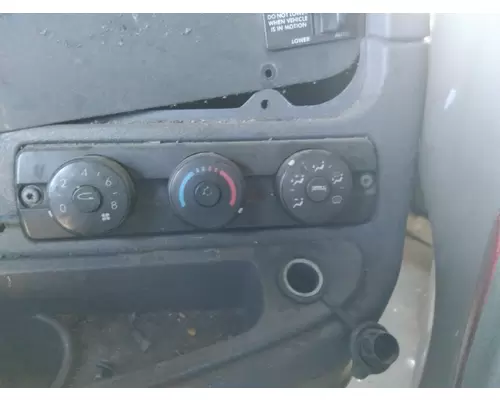 FREIGHTLINER CASCADIA 125 TEMPERATURE CONTROL