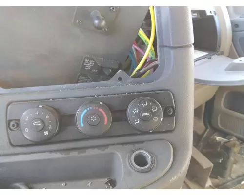 FREIGHTLINER CASCADIA 125 TEMPERATURE CONTROL