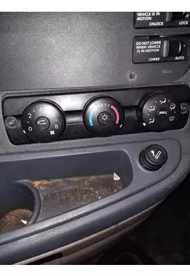 FREIGHTLINER CASCADIA 125 TEMPERATURE CONTROL