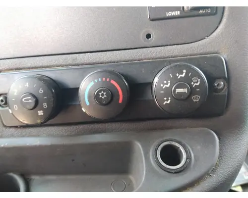 FREIGHTLINER CASCADIA 125 TEMPERATURE CONTROL