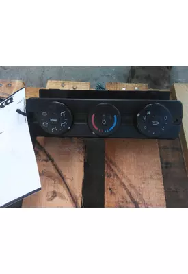 FREIGHTLINER CASCADIA 125 TEMPERATURE CONTROL