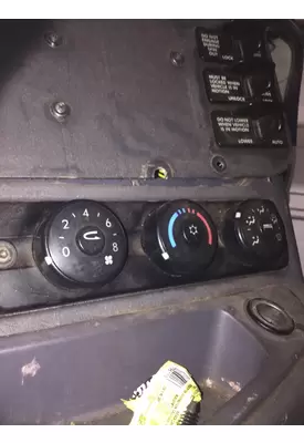 FREIGHTLINER CASCADIA 125 TEMPERATURE CONTROL