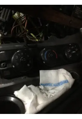 FREIGHTLINER CASCADIA 125 TEMPERATURE CONTROL