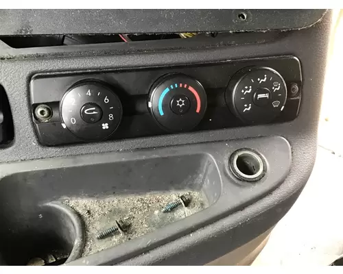 FREIGHTLINER CASCADIA 125 TEMPERATURE CONTROL