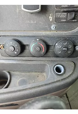 FREIGHTLINER CASCADIA 125 TEMPERATURE CONTROL