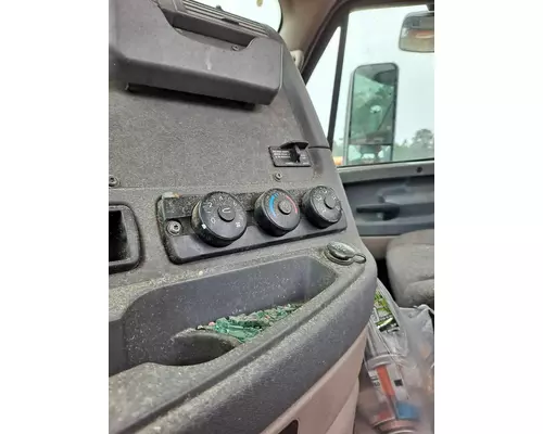 FREIGHTLINER CASCADIA 125 TEMPERATURE CONTROL