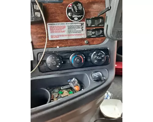 FREIGHTLINER CASCADIA 125 TEMPERATURE CONTROL