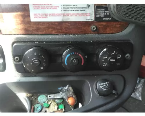 FREIGHTLINER CASCADIA 125 TEMPERATURE CONTROL