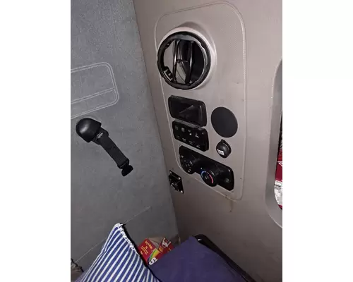 FREIGHTLINER CASCADIA 125 TEMPERATURE CONTROL