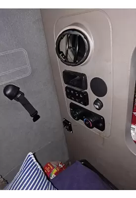 FREIGHTLINER CASCADIA 125 TEMPERATURE CONTROL