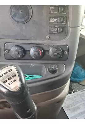 FREIGHTLINER CASCADIA 125 TEMPERATURE CONTROL