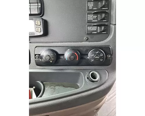 FREIGHTLINER CASCADIA 125 TEMPERATURE CONTROL