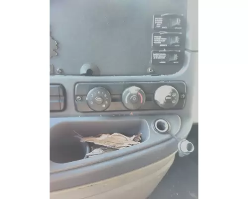 FREIGHTLINER CASCADIA 125 TEMPERATURE CONTROL