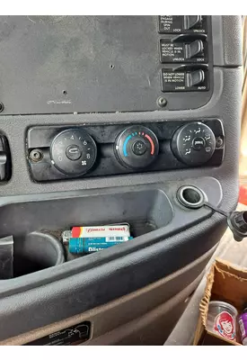 FREIGHTLINER CASCADIA 125 TEMPERATURE CONTROL