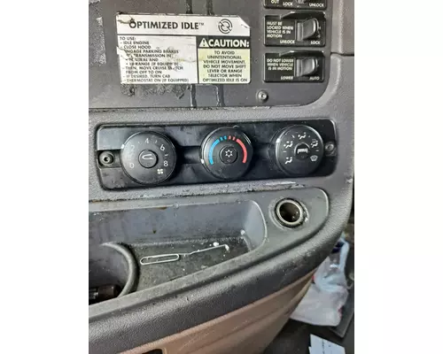 FREIGHTLINER CASCADIA 125 TEMPERATURE CONTROL