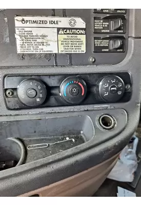 FREIGHTLINER CASCADIA 125 TEMPERATURE CONTROL