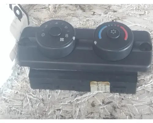 FREIGHTLINER CASCADIA 125 TEMPERATURE CONTROL