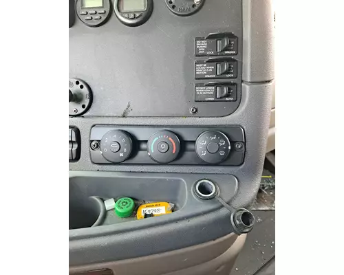 FREIGHTLINER CASCADIA 125 TEMPERATURE CONTROL