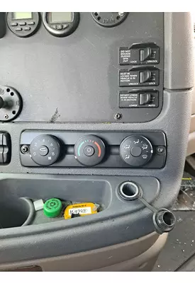 FREIGHTLINER CASCADIA 125 TEMPERATURE CONTROL