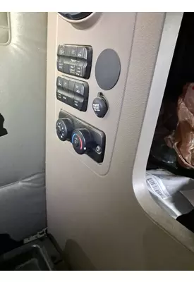 FREIGHTLINER CASCADIA 125 TEMPERATURE CONTROL