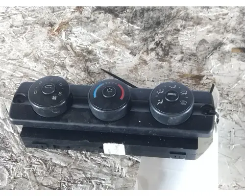 FREIGHTLINER CASCADIA 125 TEMPERATURE CONTROL