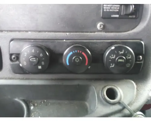 FREIGHTLINER CASCADIA 125 TEMPERATURE CONTROL