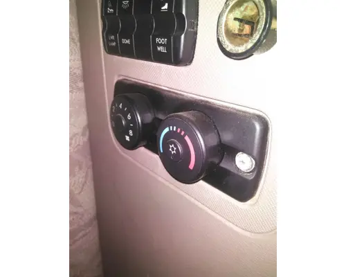 FREIGHTLINER CASCADIA 125 TEMPERATURE CONTROL