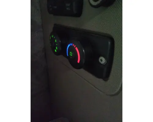 FREIGHTLINER CASCADIA 125 TEMPERATURE CONTROL