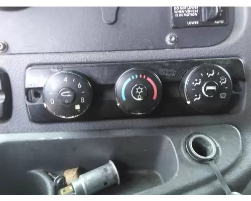 FREIGHTLINER CASCADIA 125 TEMPERATURE CONTROL