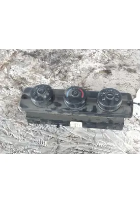 FREIGHTLINER CASCADIA 125 TEMPERATURE CONTROL