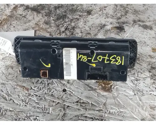 FREIGHTLINER CASCADIA 125 TEMPERATURE CONTROL