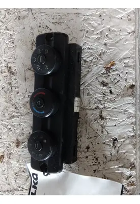 FREIGHTLINER CASCADIA 125 TEMPERATURE CONTROL