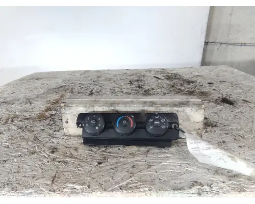 FREIGHTLINER CASCADIA 125 TEMPERATURE CONTROL