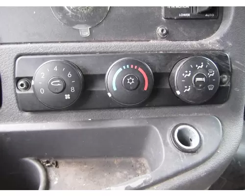 FREIGHTLINER CASCADIA 125 TEMPERATURE CONTROL