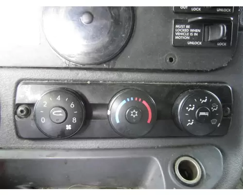 FREIGHTLINER CASCADIA 125 TEMPERATURE CONTROL