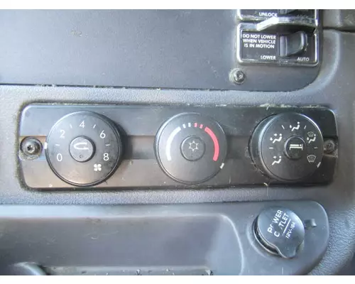 FREIGHTLINER CASCADIA 125 TEMPERATURE CONTROL