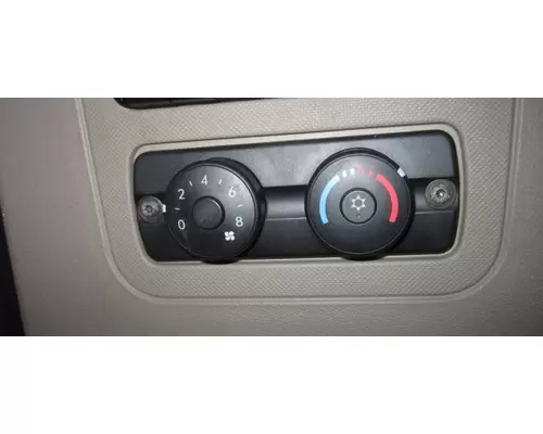 FREIGHTLINER CASCADIA 125 TEMPERATURE CONTROL