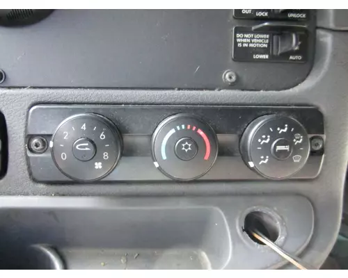 FREIGHTLINER CASCADIA 125 TEMPERATURE CONTROL