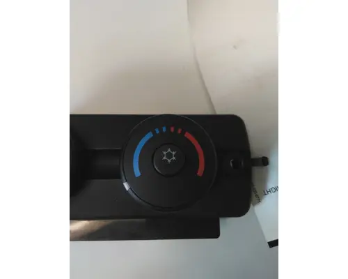 FREIGHTLINER CASCADIA 125 TEMPERATURE CONTROL