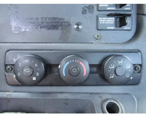 FREIGHTLINER CASCADIA 125 TEMPERATURE CONTROL