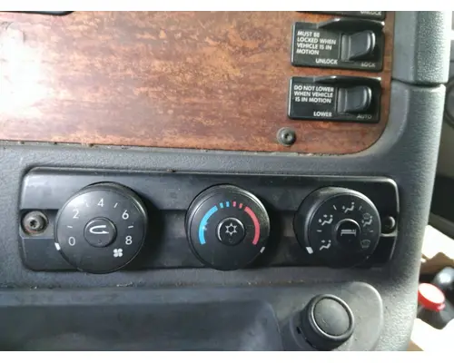 FREIGHTLINER CASCADIA 125 TEMPERATURE CONTROL
