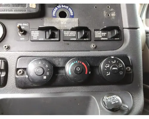FREIGHTLINER CASCADIA 125 TEMPERATURE CONTROL