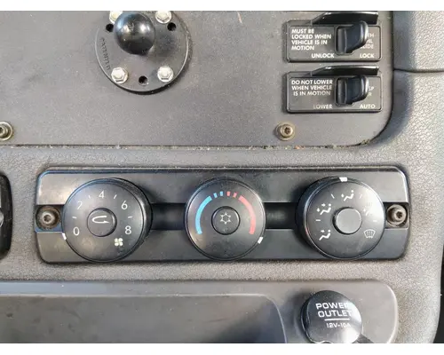 FREIGHTLINER CASCADIA 125 TEMPERATURE CONTROL