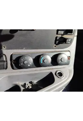 FREIGHTLINER CASCADIA 125 TEMPERATURE CONTROL