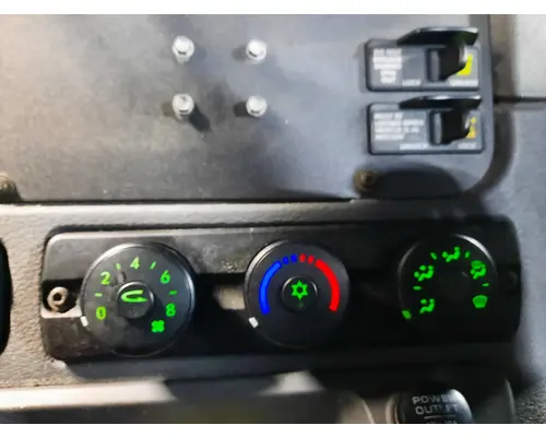FREIGHTLINER CASCADIA 125 TEMPERATURE CONTROL